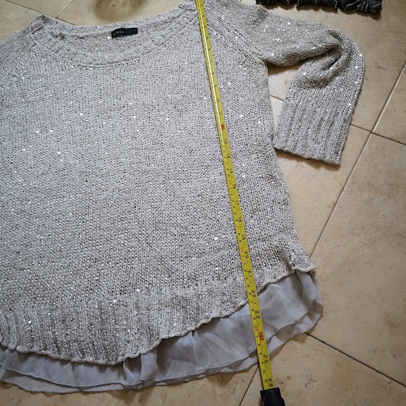 🔵 3/$30 Cute pull over Sweater - Picture 12 of 15